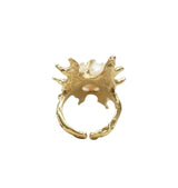 Pearl-claw wings ring brass