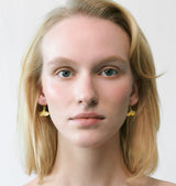 Soy earrings gold