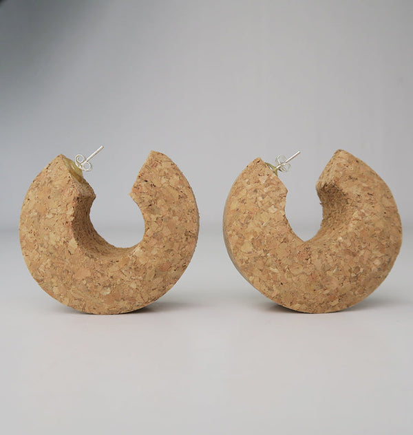 Shape earrings small cork