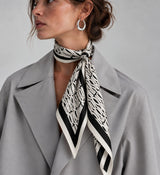 Milan scarf white