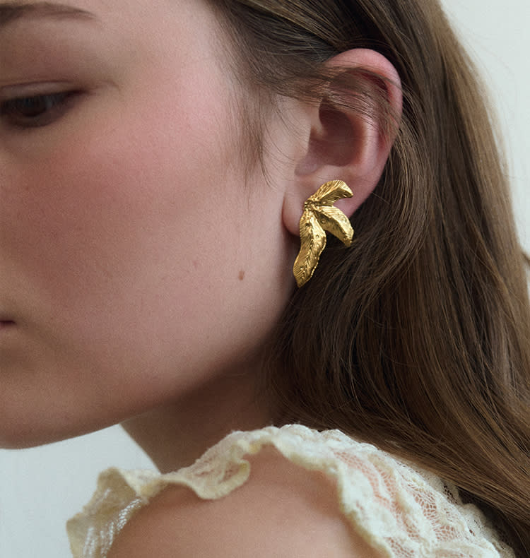 Elisa earrings gold