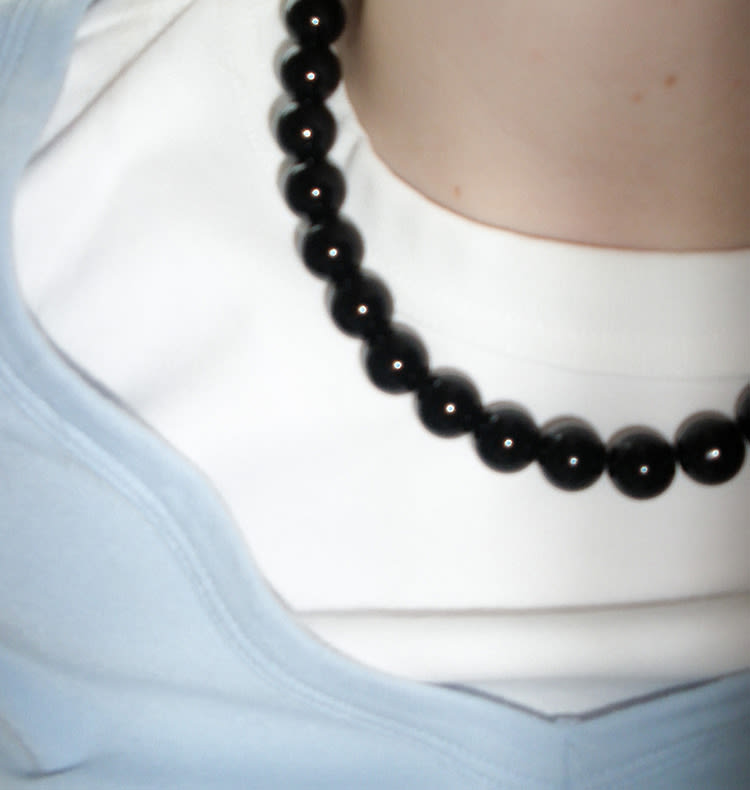 Elsa necklace black