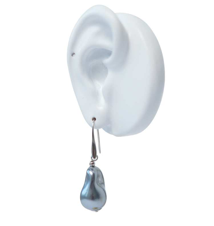 Silver Shell Wos Evgenia shell earrings gray | WOS