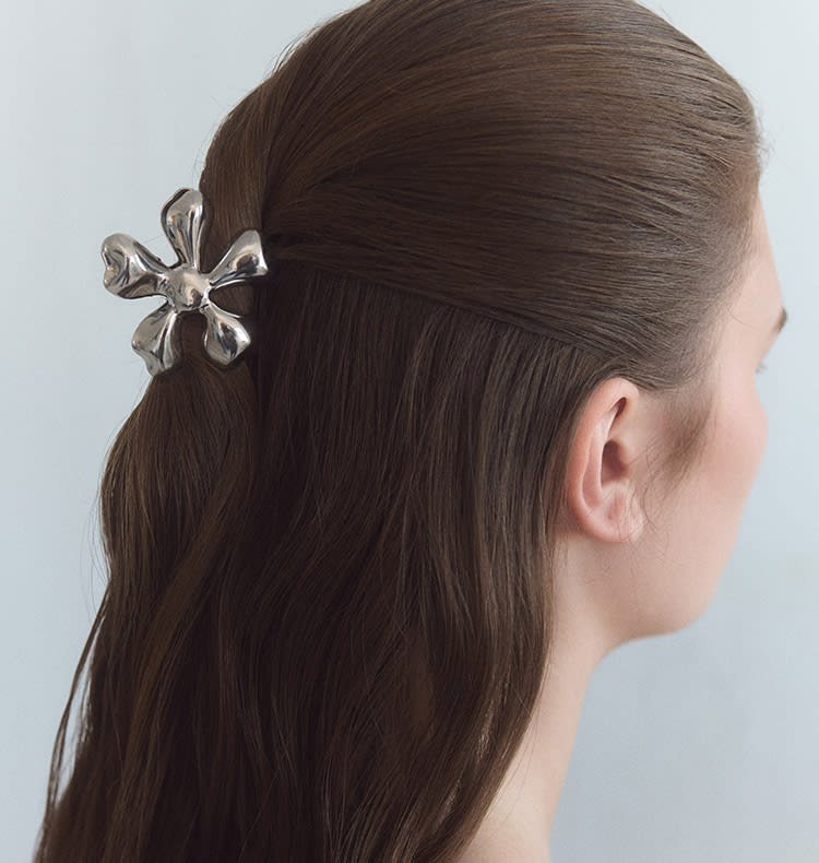 Flower hair clip silver