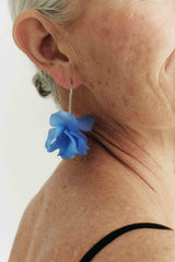 Petal earrings blue