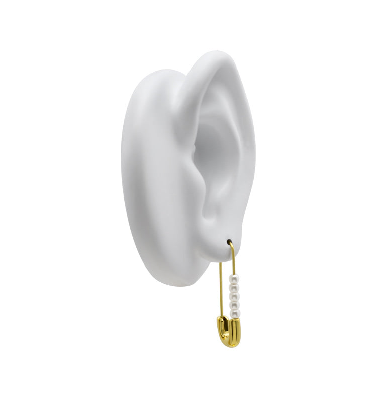 Safety pin pearl single earring gold