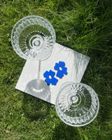 Viola in cobalt blue