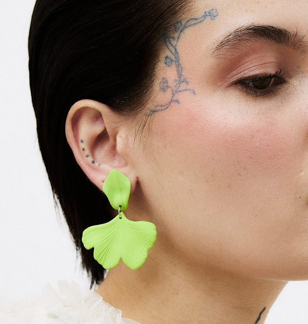 alina earrings green