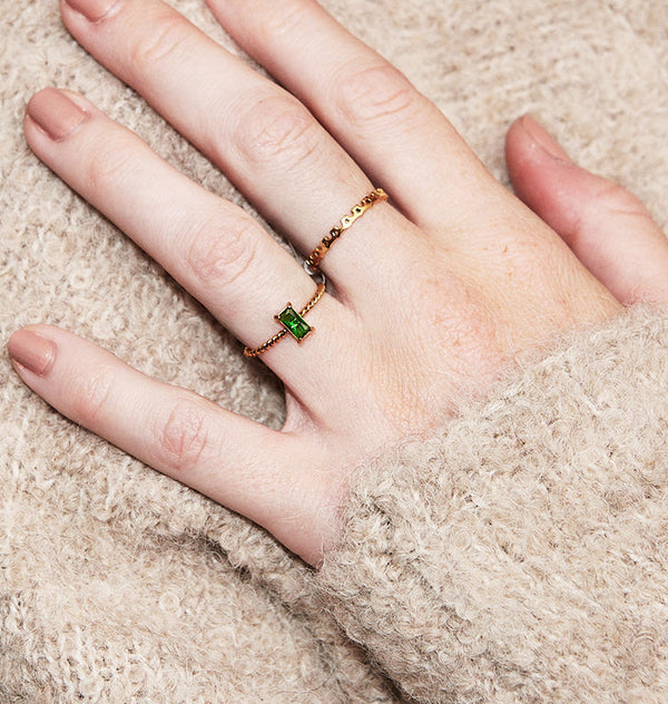 bella ring green