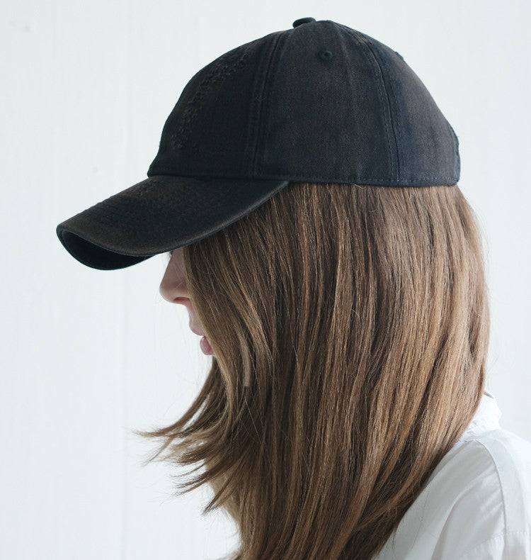 britney cap black