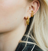 Cuddle cuff gold