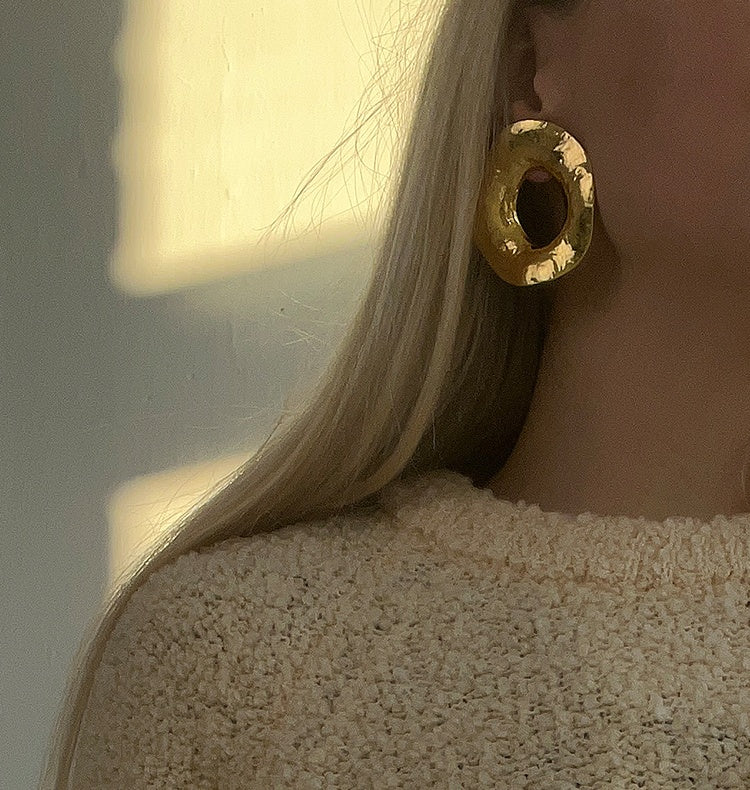 Dry earrings gold