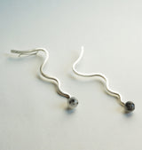 Large Wiggle Drop single earring