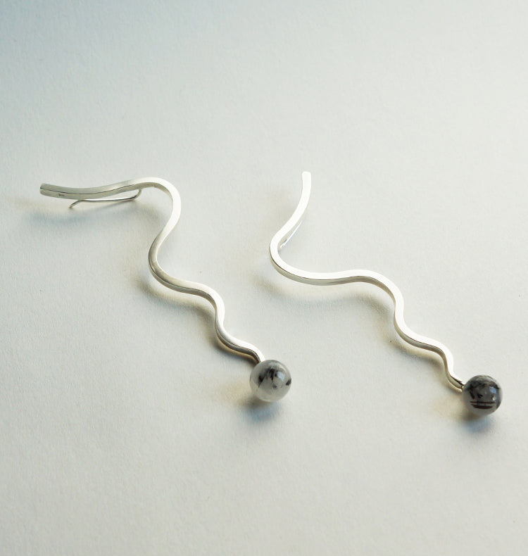 Large Wiggle Drop single earring