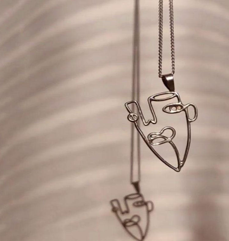 Face pendant design 2