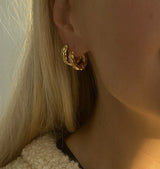 hanna earrings gold