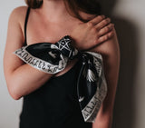 Lilith scarf