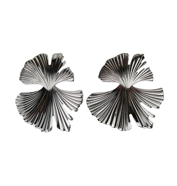 May earrings silver