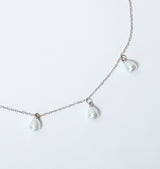 Mona five pearls necklace silver