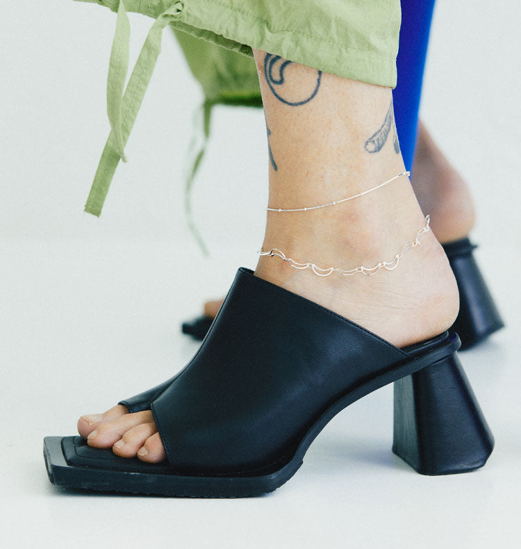 moon foot chain silver