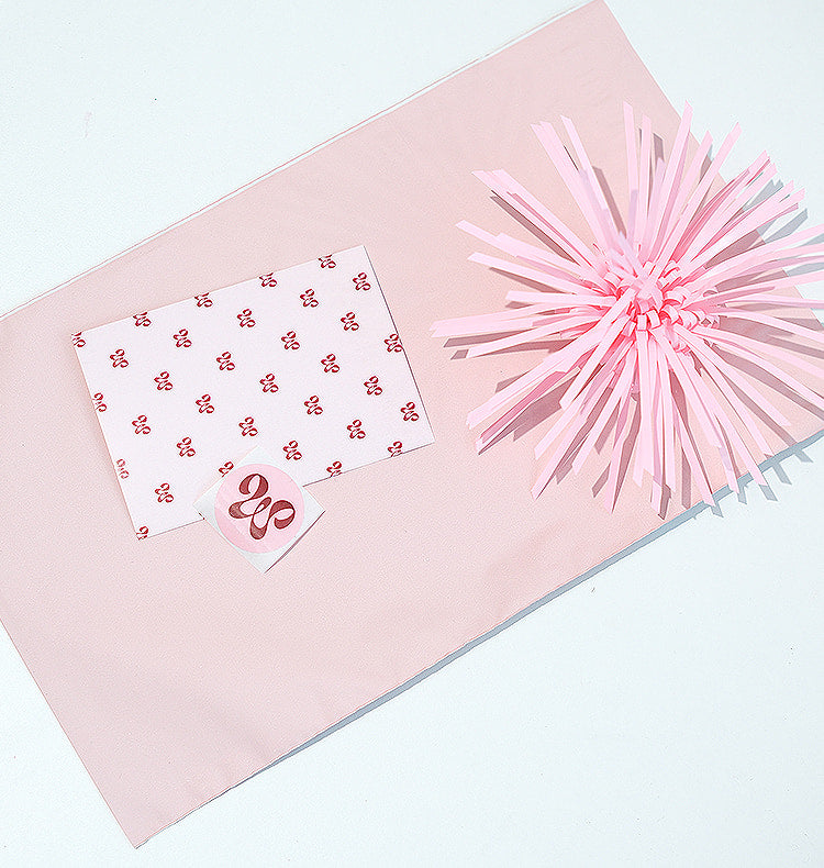 Pink gift wrapping small