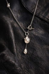 SHE pearl necklace