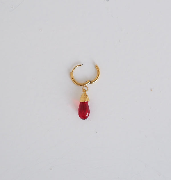 veja crystal drop single earring red stone gold