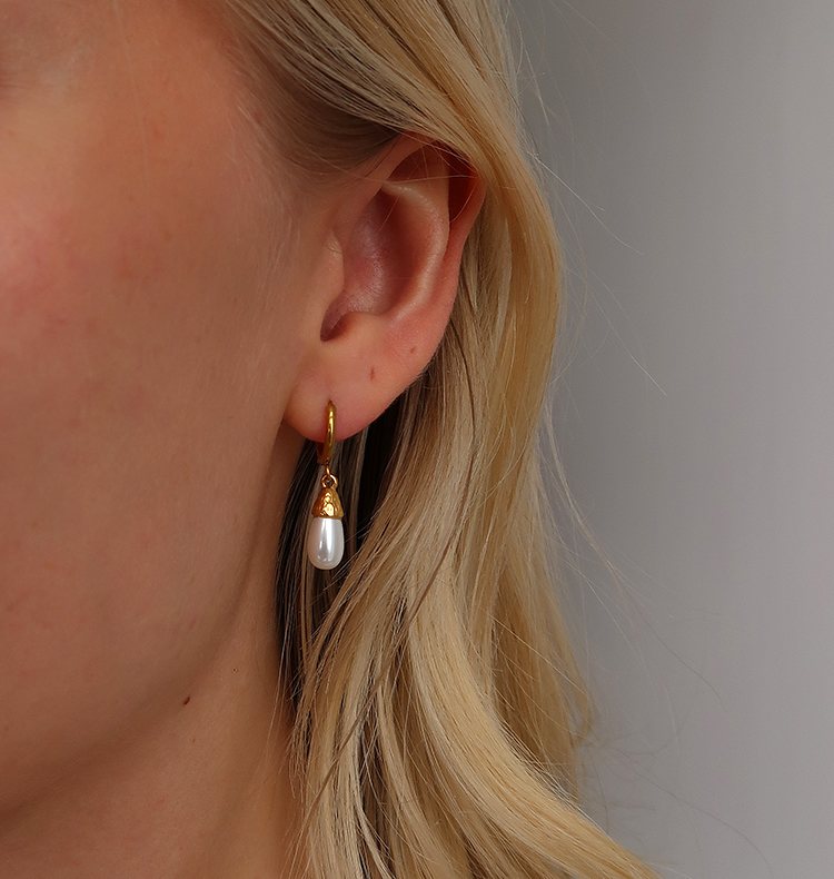 veja drop single earring gold