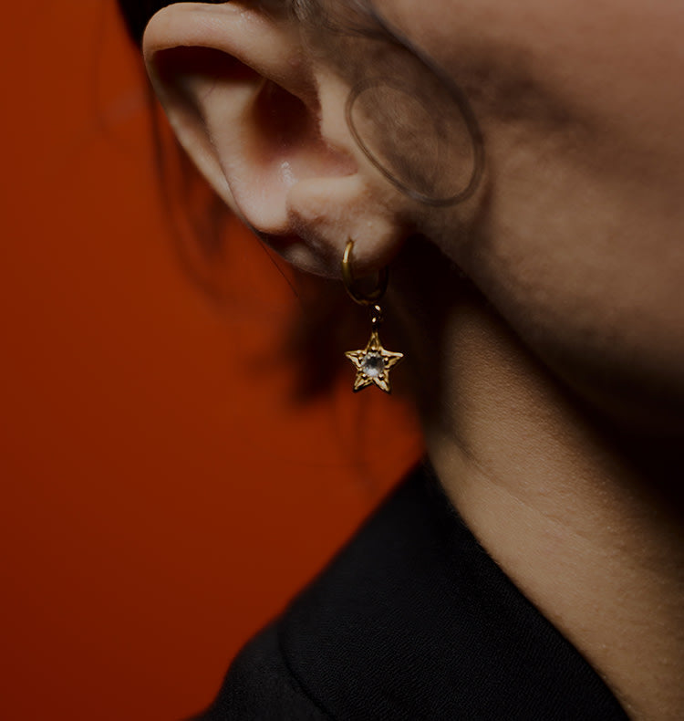 veja star earrings gold