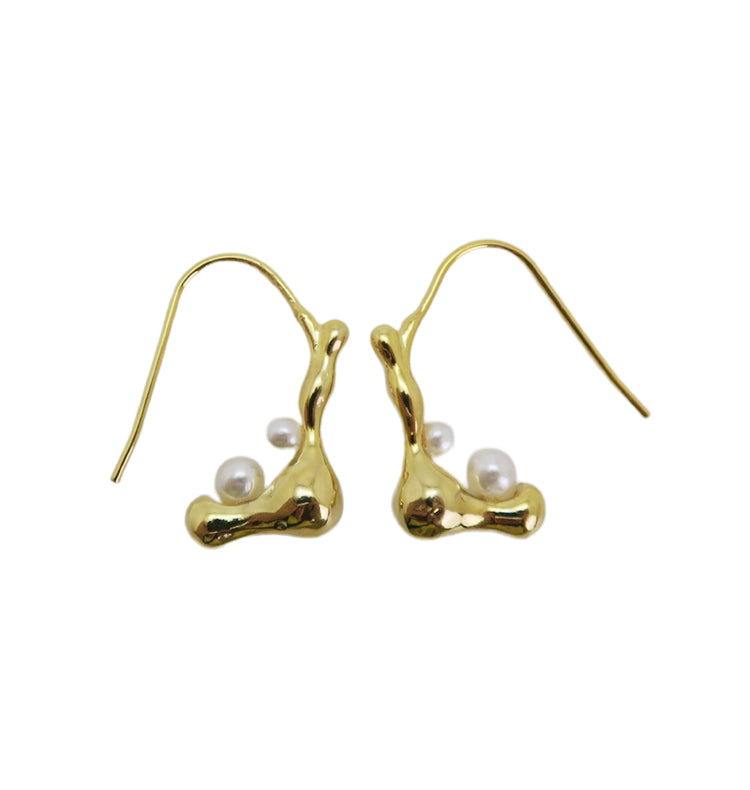 Lova pearl earrings gold 