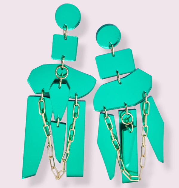 chandelier earrings emerald
