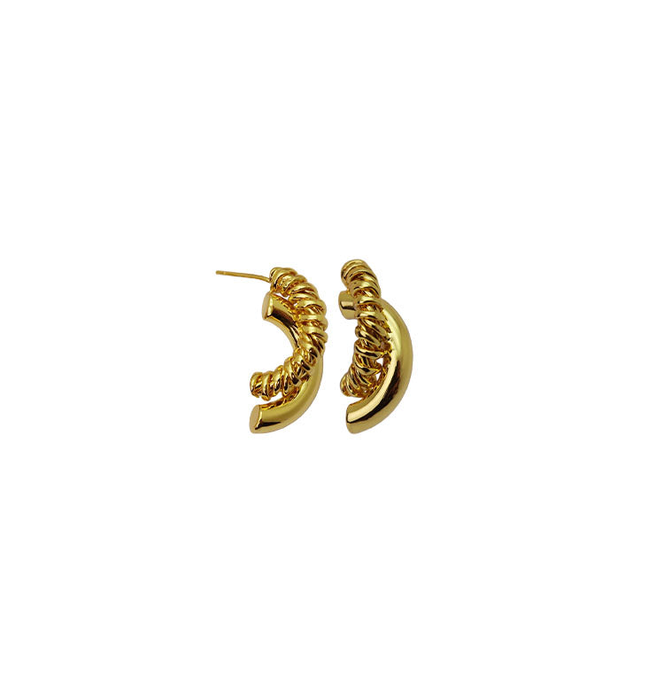 cuddle earrings gold