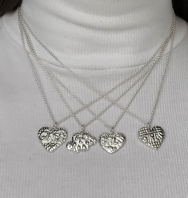 Girls necklace structure