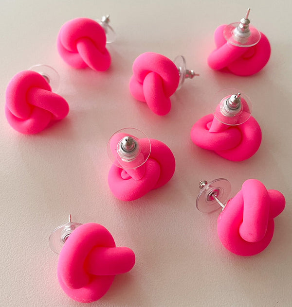 Knutar earrings neon pink