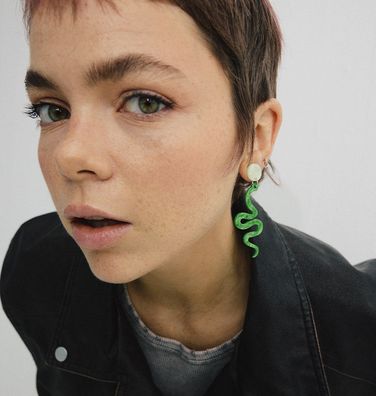 ormar earrings