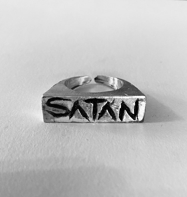 Signet ring Satan