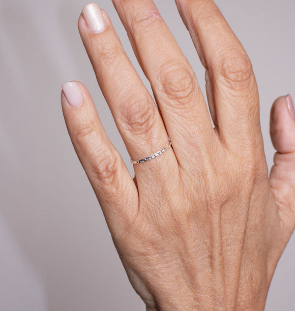 Thin silver banked ring